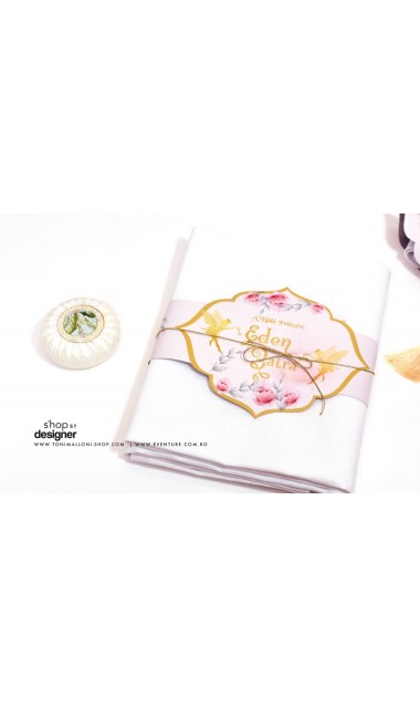 Trusou botez brodat pentru fetite personalizat cu licurici si clopotei, Gradina secreta 11